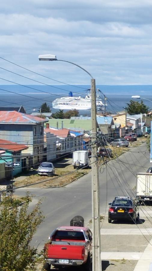 Hostal Host Patagonia Punta Arenas Bagian luar foto